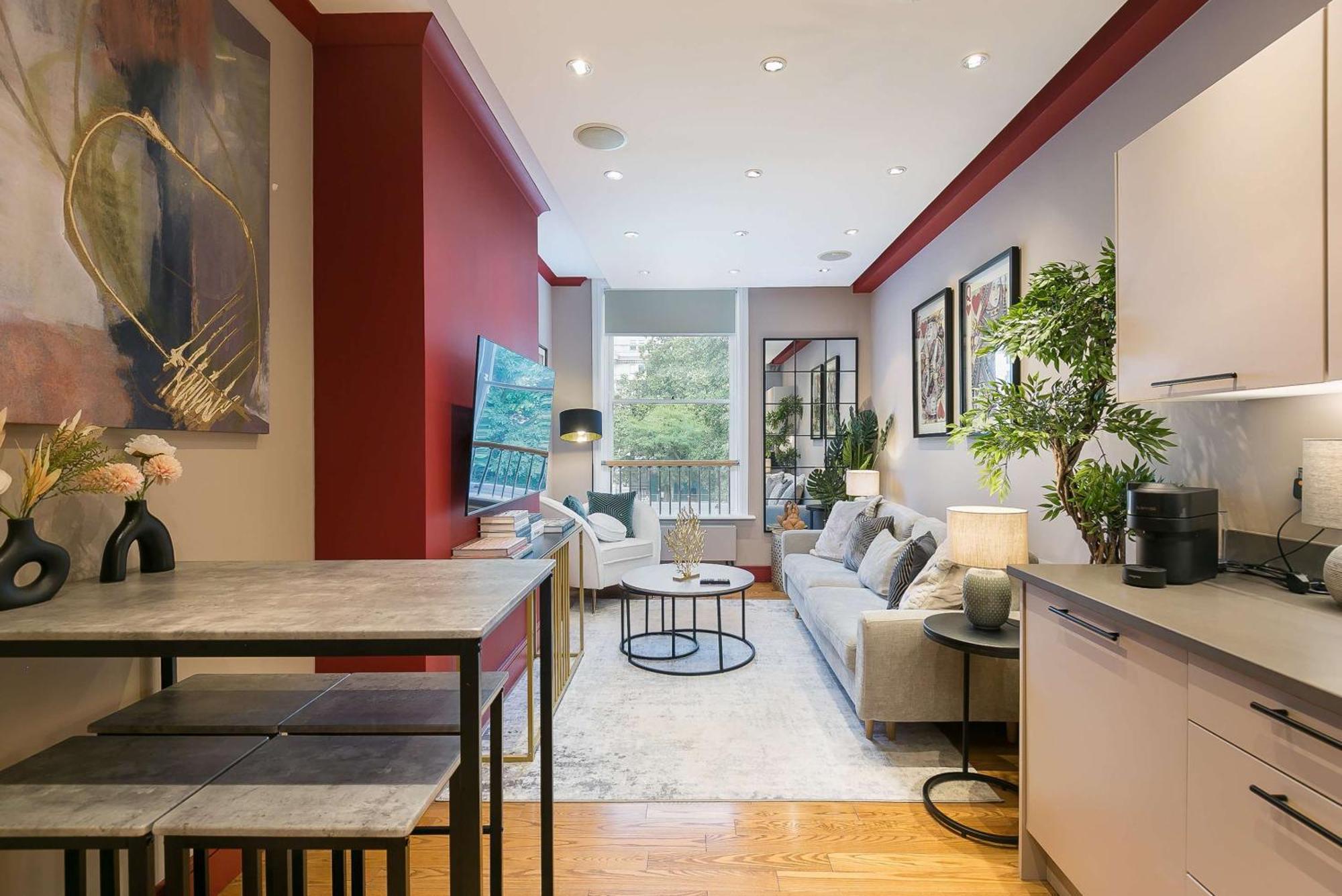 The Honourable - Bloomsbury Square By Frankie Says Apartment *