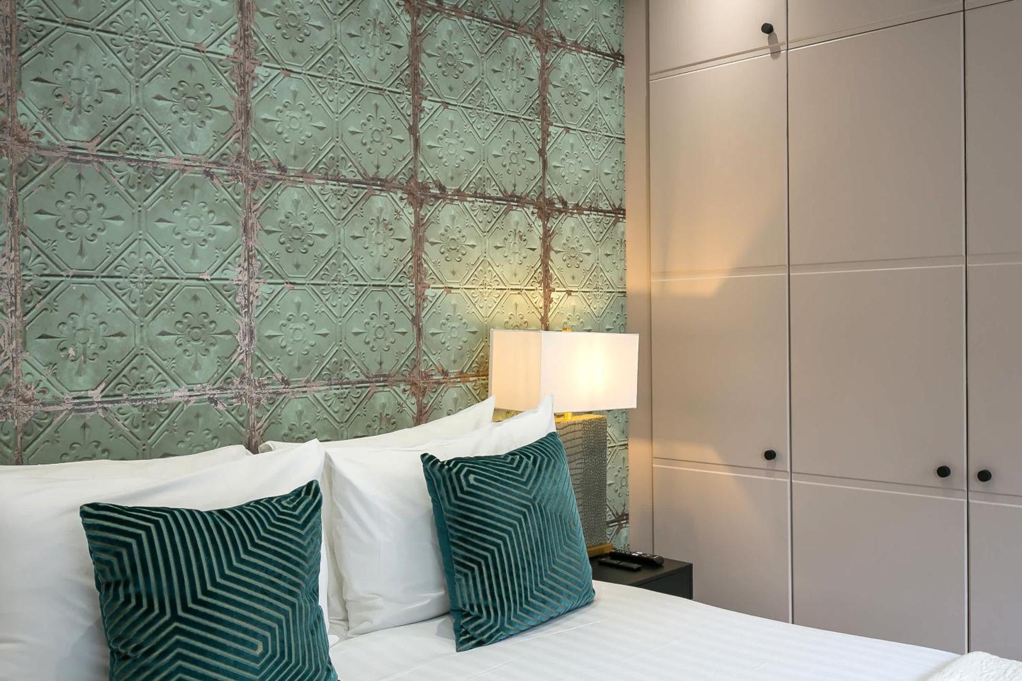 The Honourable - Bloomsbury Square By Frankie Says Apartment *